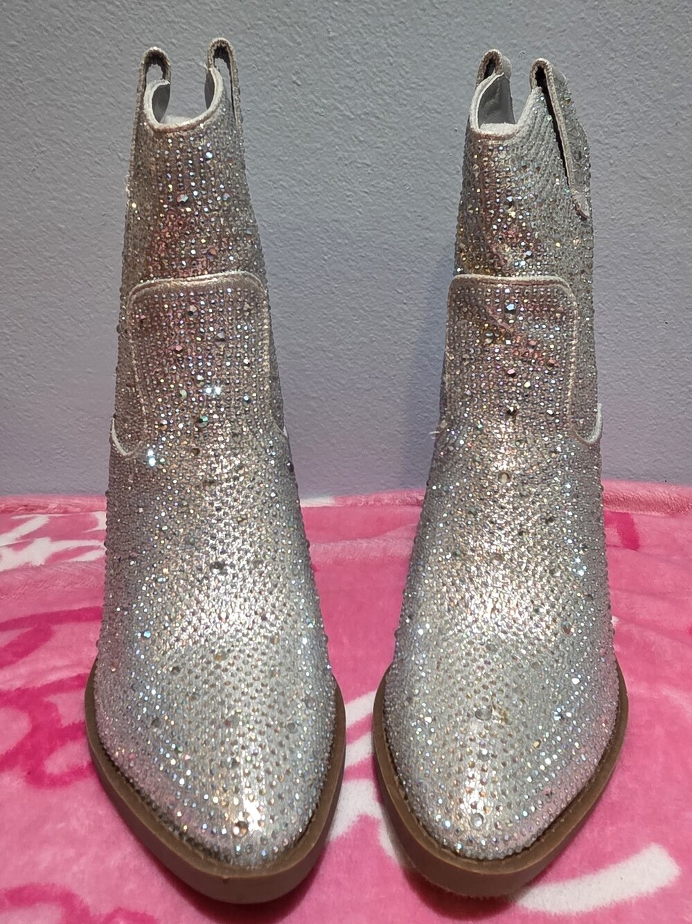 Forever Women's Silver Rhinestone Ankle Boot, Size 6.5 - Picture 2 of 9